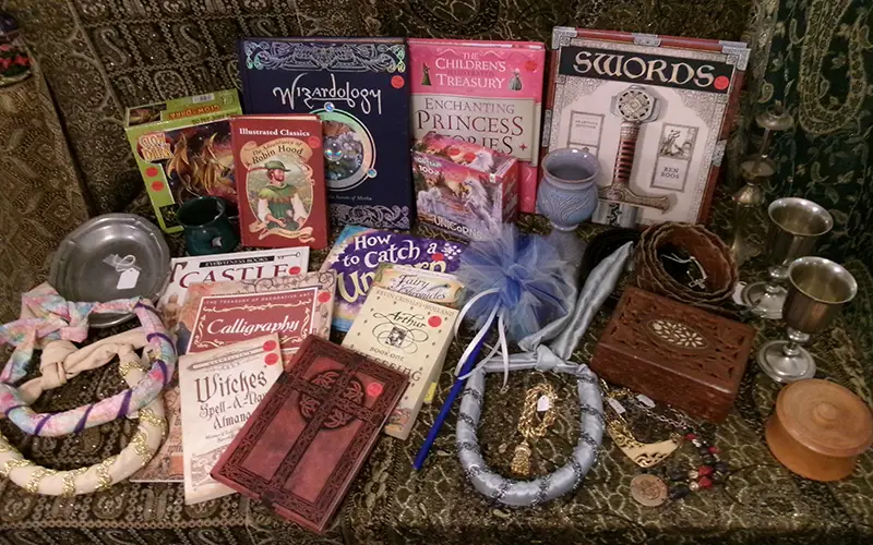Bauble Book Garb